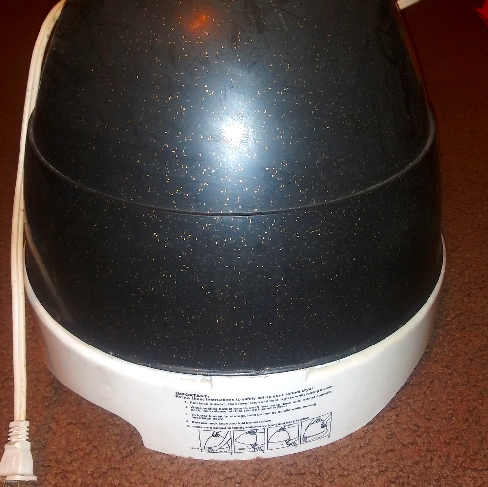 A hooded Dryer for women